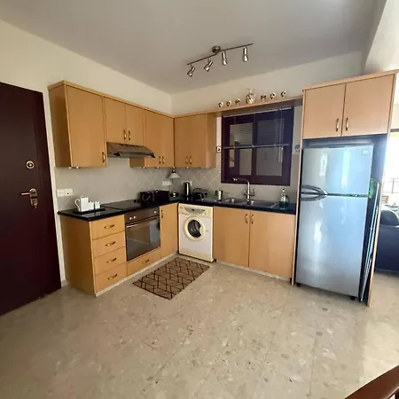 2 With Sunset View - Your Perfect Coastal Getaway Apartment Pissouri
